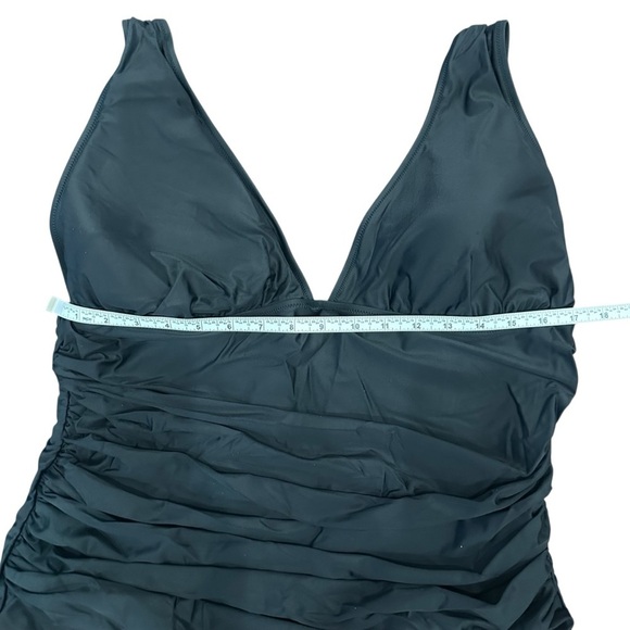 NEW J. CREW Ruched V-neck one-piece swimsuit Plunging Neckline in Black Size‎ 20 - Picture 7 of 9